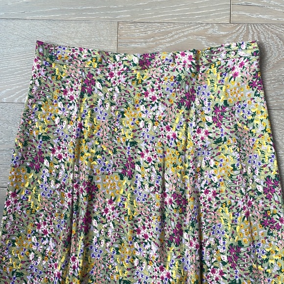 Philosophy skirt - Picture 3 of 4